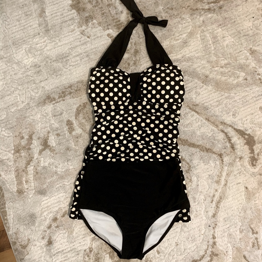 Women’s Bikini (new size M)